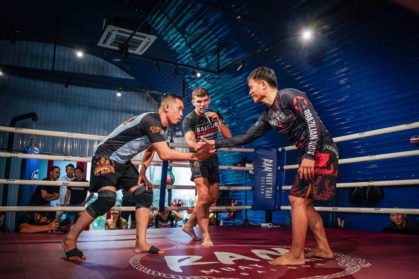 Grapplers competing in Saigon Superfights kit